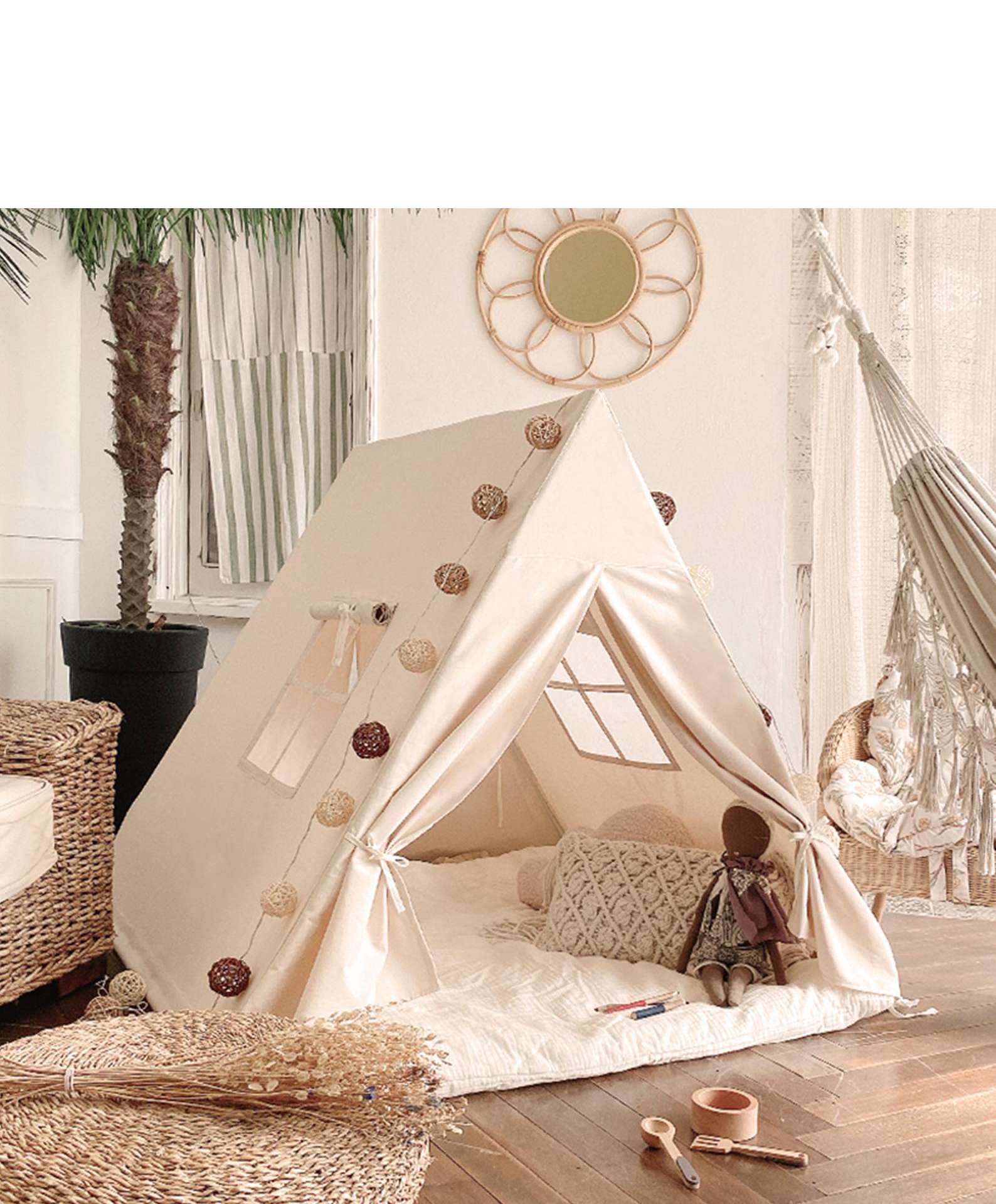 Love Tree China High Quality Factory Wholesale Wood Outdoor Indoor White Canvas Triangle Play Children's Tent